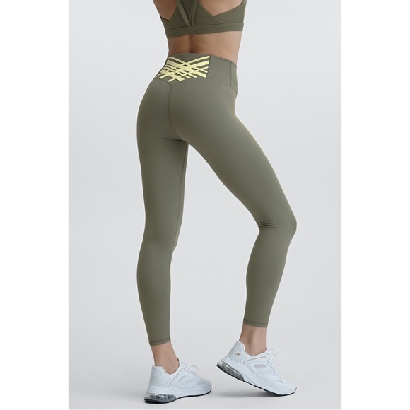 Fabletics Pants - *NEVER WORN Fabletics Boost 2 leggings in Slate Green/ Lemon Creme Size Small